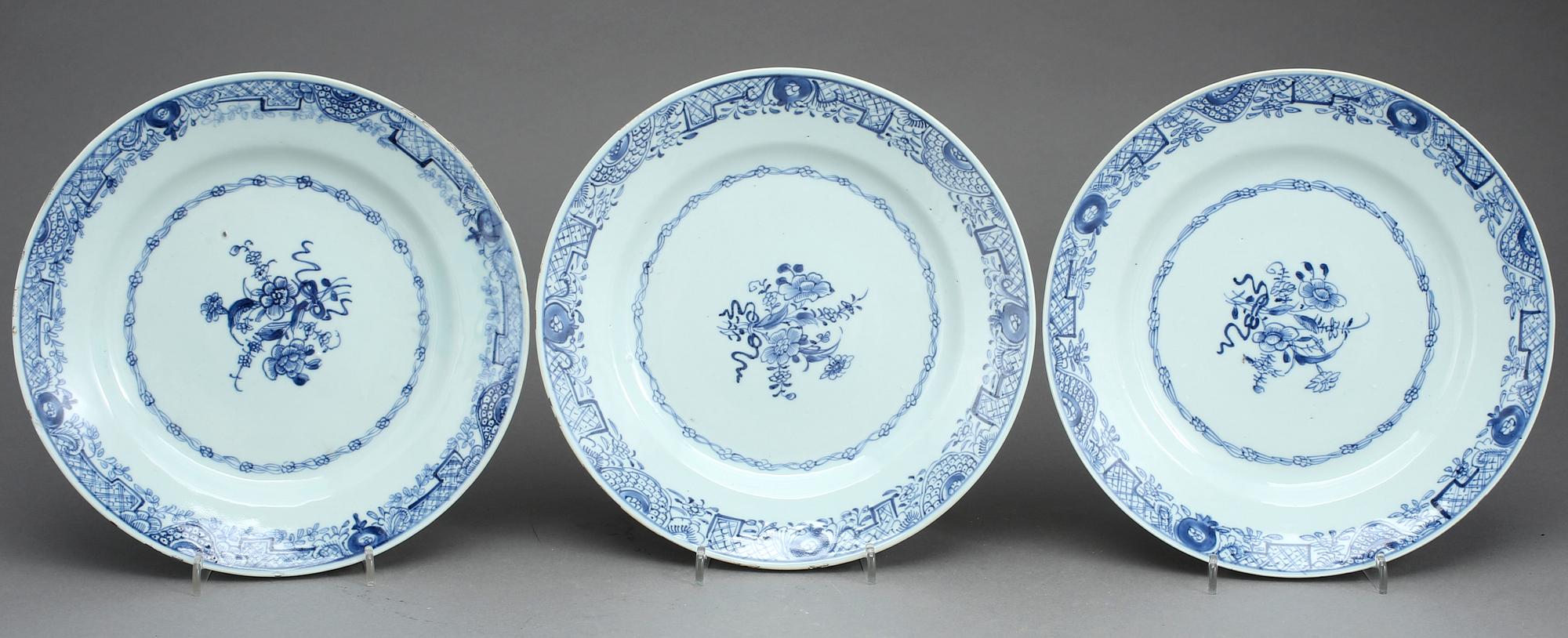 TALLRIKAR, 3 st, porslin, Kina, 1600/1700-tal.