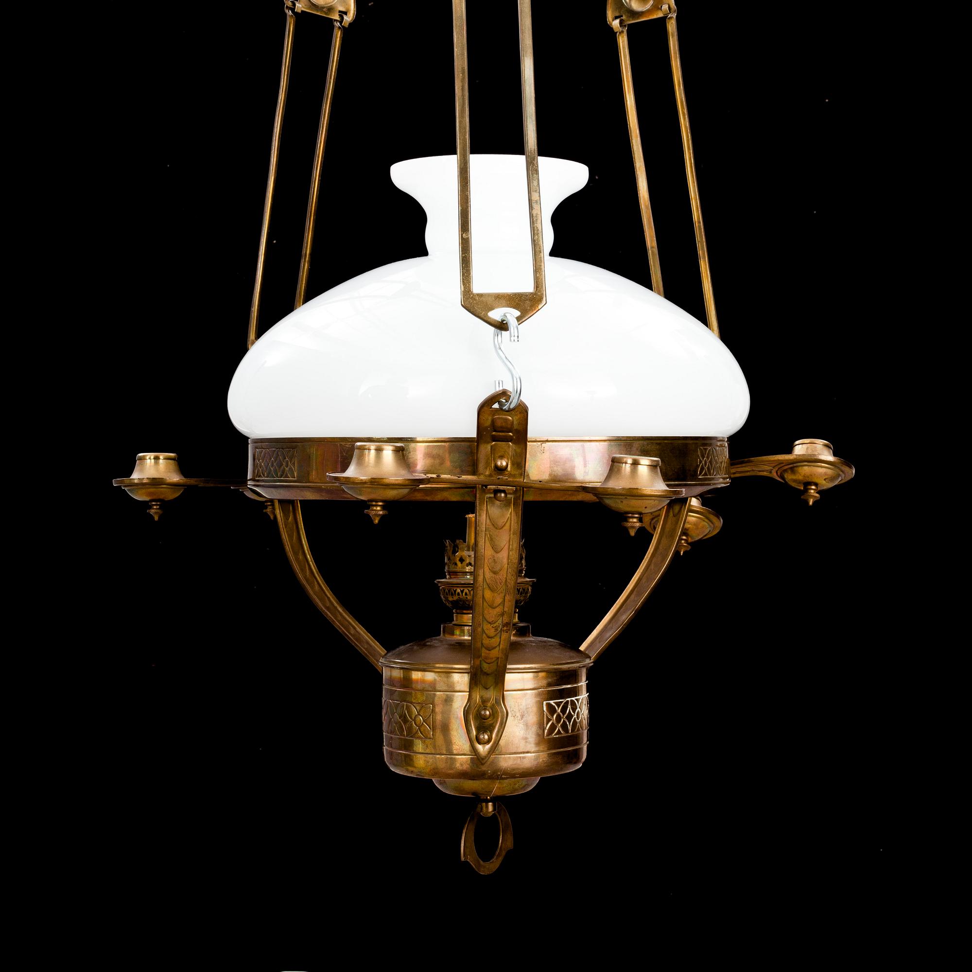 TAKFOTOGENLAMPA, jugend, tidigt 1900-tal. Diam 52.