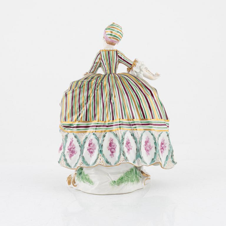 Figurin, porslin och spegelglas, Wien, 1820-7.