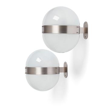3. Sergio Mazza, a pair of "Clio" wall lamps, Artemide, Italy 1960s.