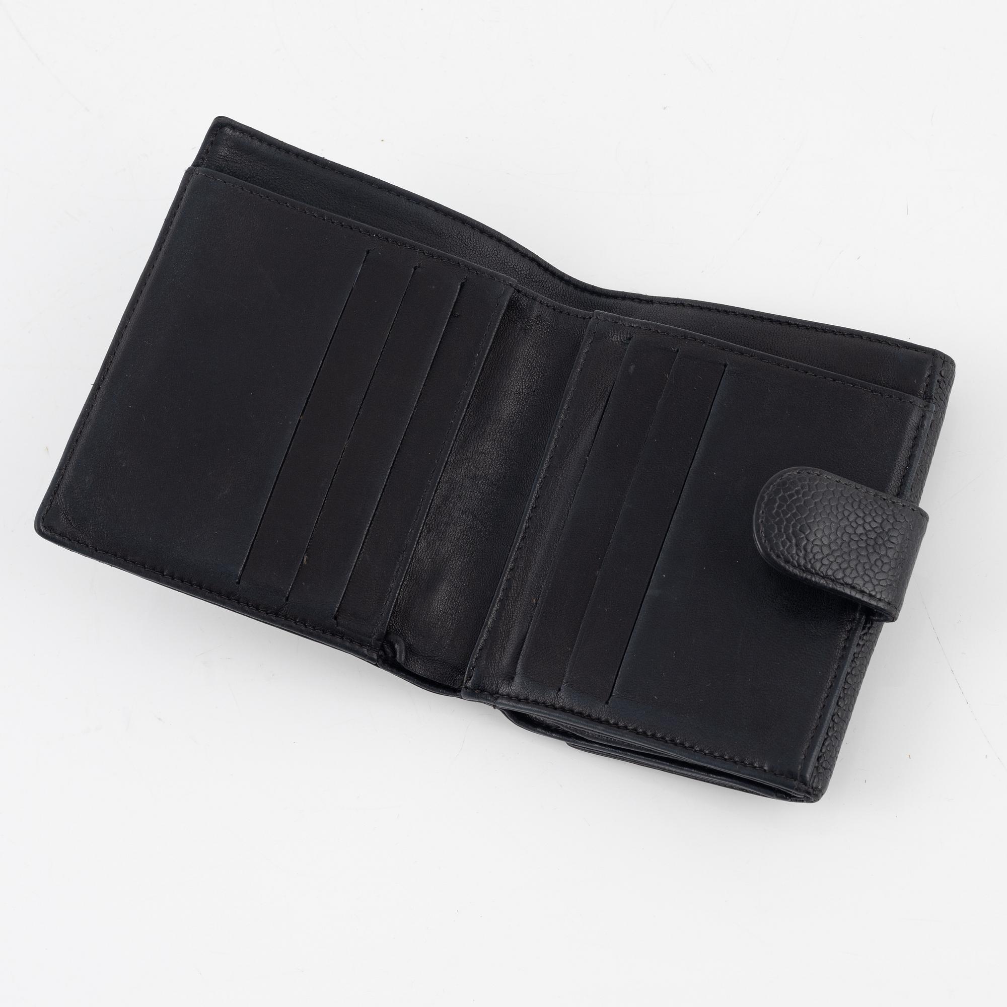 Chanel, wallet.