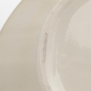 Birger Kaipiainen, dekorationstallrik, stengods signerad Kaipiainen, Arabia.