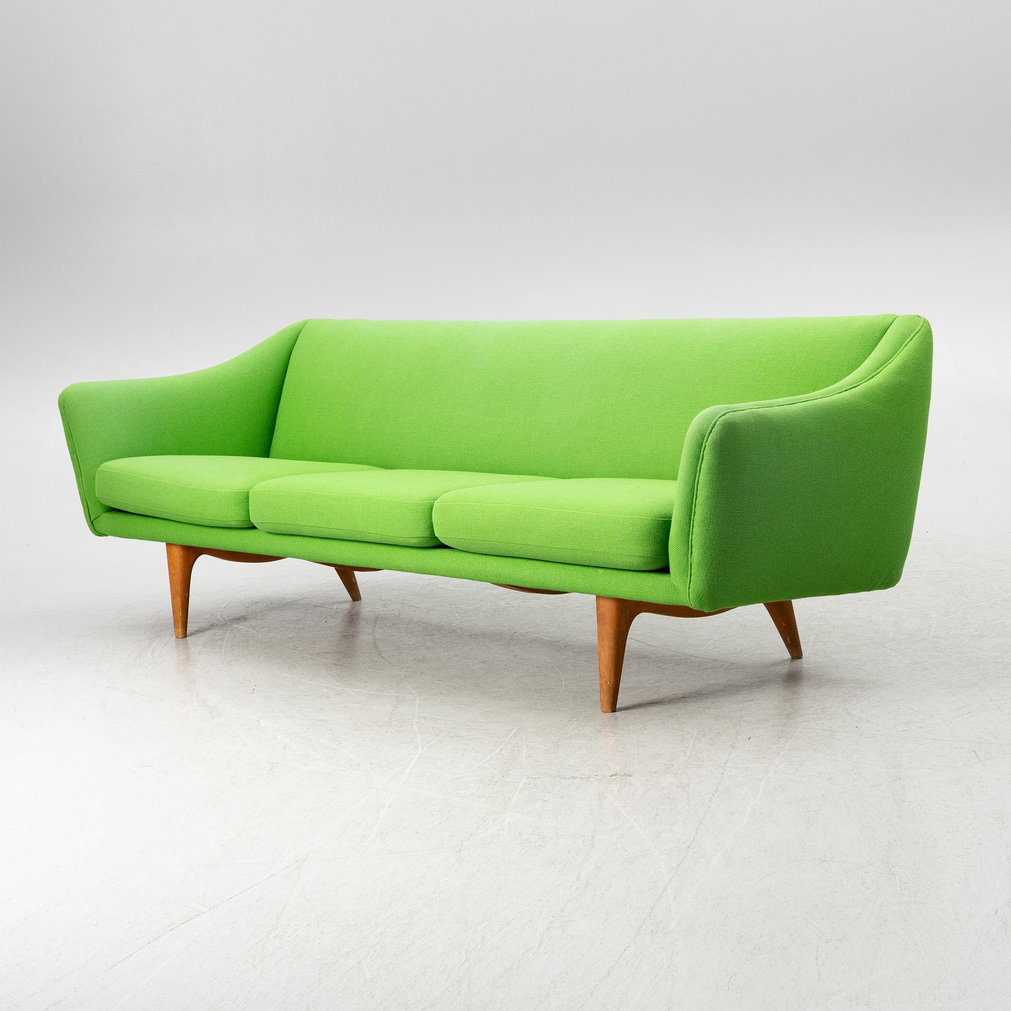 Illum Wikkelsø, sofa, Denmark, second half of the 20th century.
