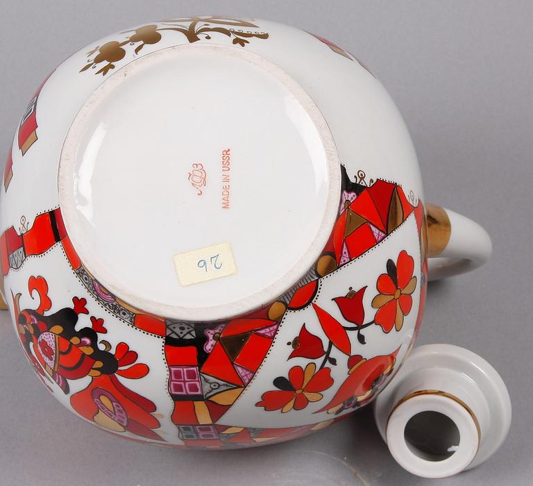 TEKANNA, porslin, Ryssland, 1900-talets mitt.