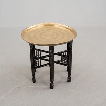 RÖKBORD, mässing och trä, 1900-talets början.