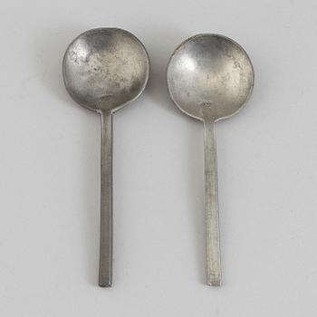 TWO 19TH CENTURY PEWTER SPOONS.