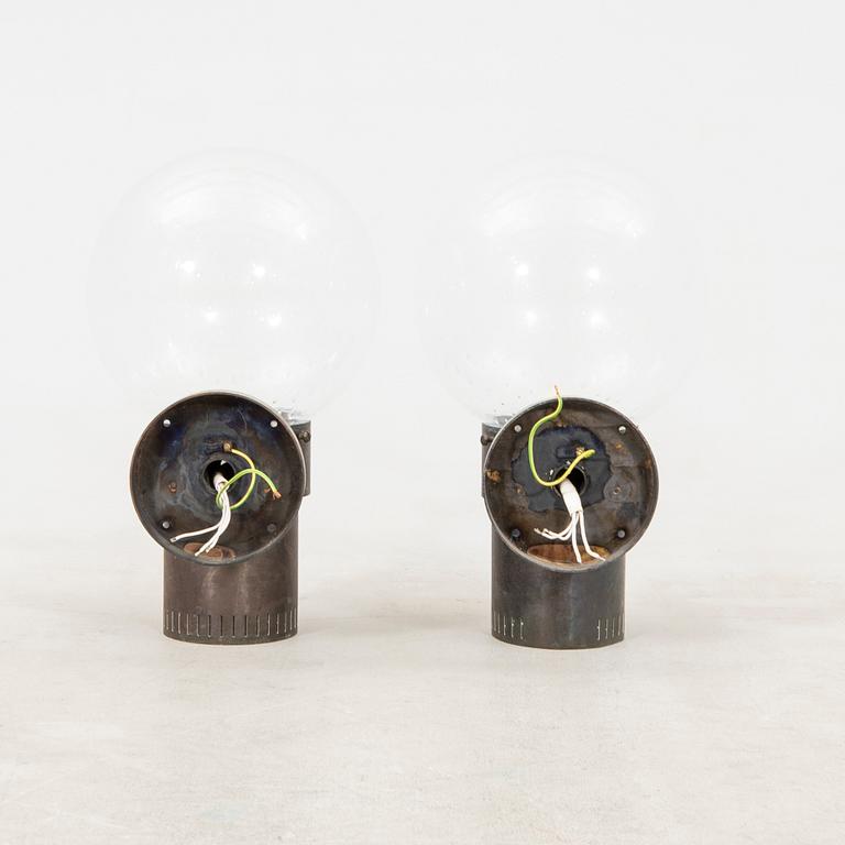 Anders Pehrson, a pair of wall lamps/outdoor lighting "King" from the late 20th century.