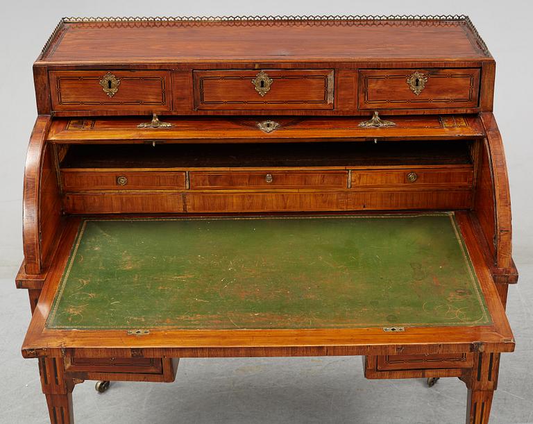 A Louis XVI secretaire, ca 1800.