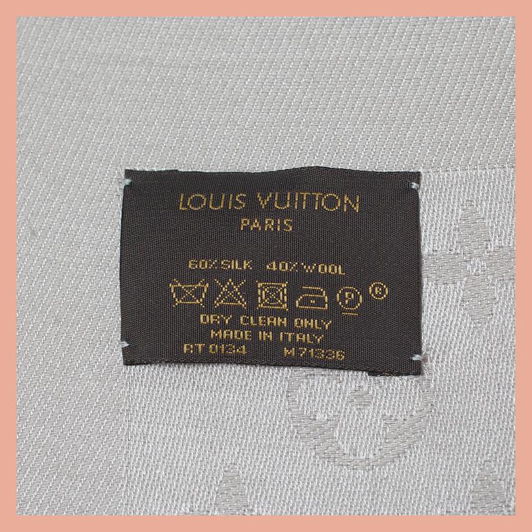 SJAL, Louis Vuitton.