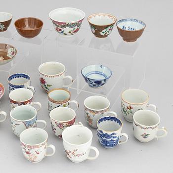 A group of Chinese porcelain, Qing dynasty, Kangxi (1662-1722), Qianlong (1736-95), and 19th century,