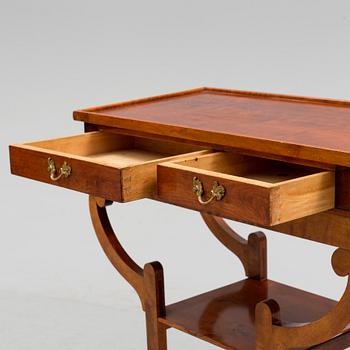 BORD, Karl-Johan stil, 1900-talets första hälft.