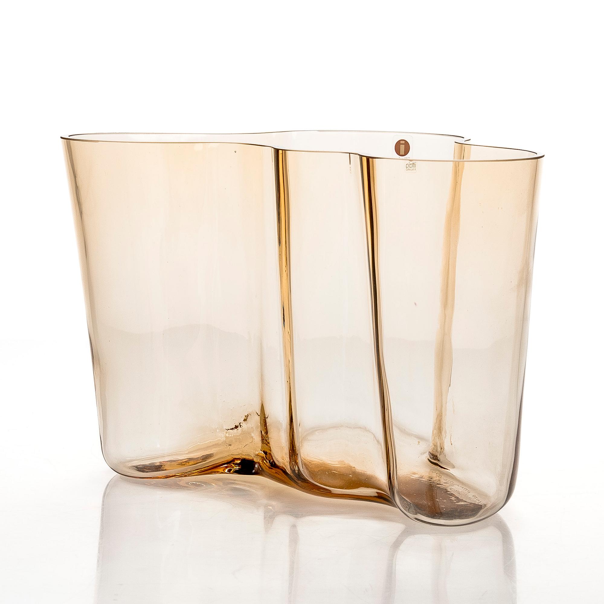 Alvar Aalto, vas, "3030", 60-årsjubileumsvas, signerad Alvar Aalto Iittala 1936-1996.