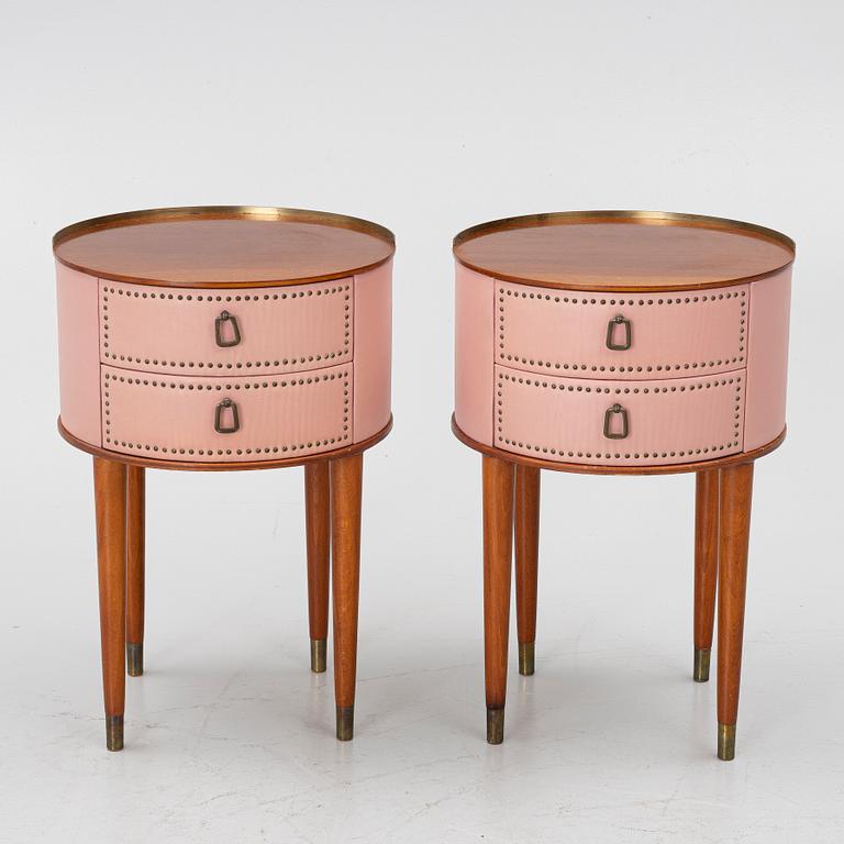 A pair of bedside tables, a pair, Halvdan Petterssons Möbelfabrik, Tibro, mid-20th century.