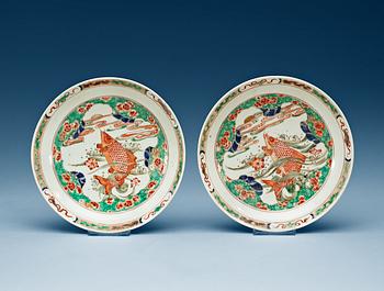 A pair of famille verte plates, Qing dynasty, Kangxi (1662-1722).