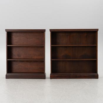 A pair of similar bookcases, first half of the 20th century.
