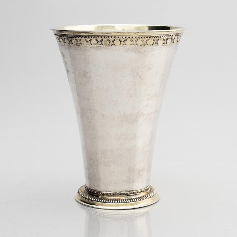 Anders Schotte, bägare, delvis förgyllt silver, Uddevalla 1777. Gustaviansk.