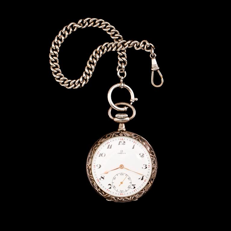 FICKUR, silver, Omega, omkring år 1900. Total vikt ca 98 g.