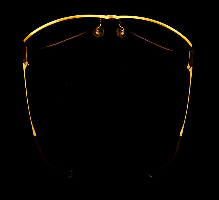 SOLGLASÄGON, "Daisy", Louis Vuitton.