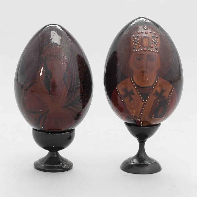 Two late 19th century Russian decorative eggs.