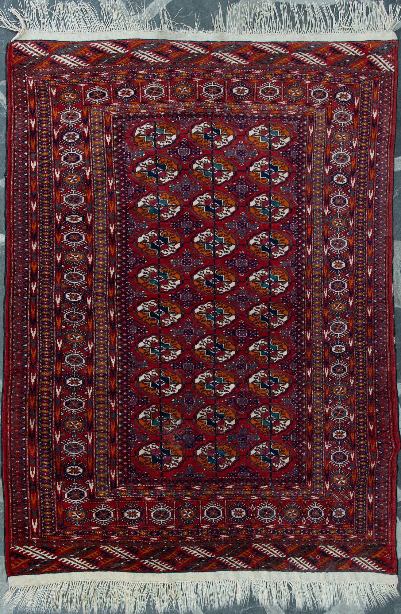 MATTOR 2 ST, Afghan, Old. Ca 185x133 cm och 200x124 cm.