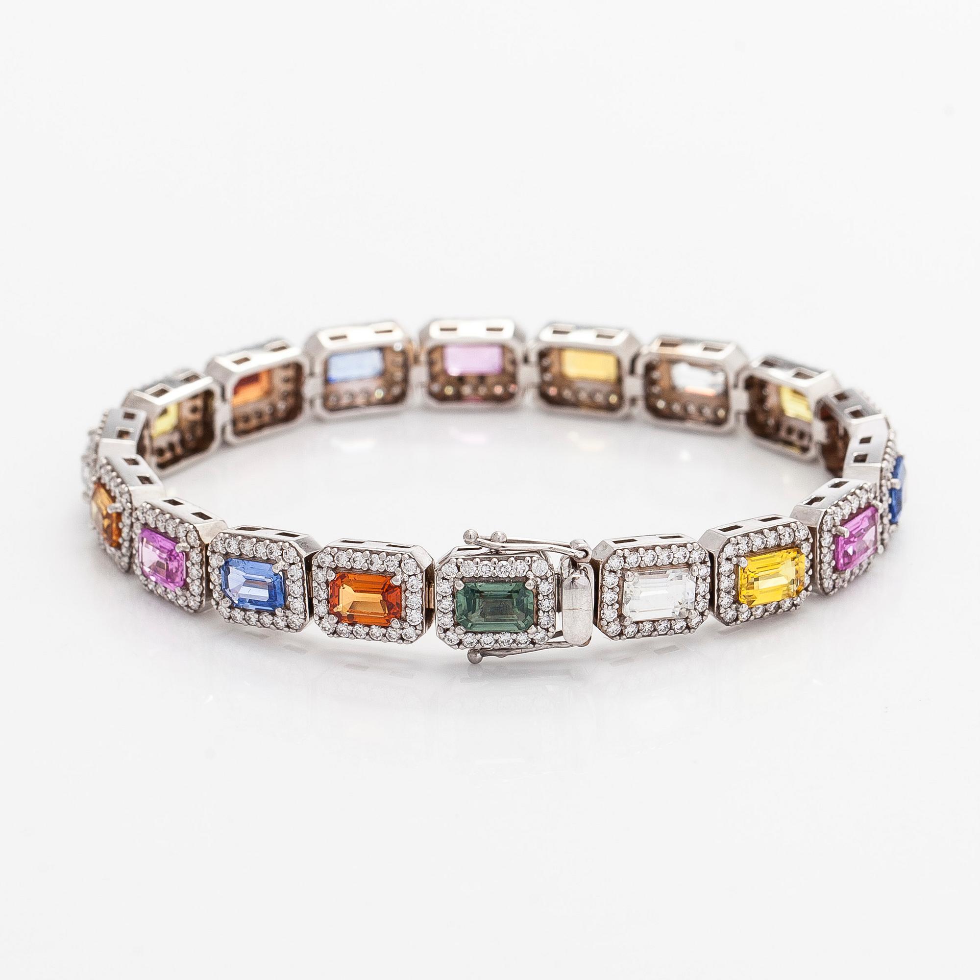 Armband, 18K vitguld med multifärgade safirer och diamanter.