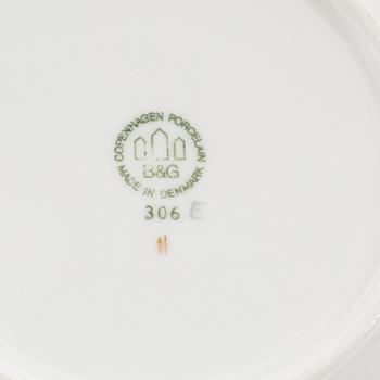 Royal Copenhagen/Bing & Grøndahl, mat- och kaffeservis, 196 delar, porslin "Måsen".