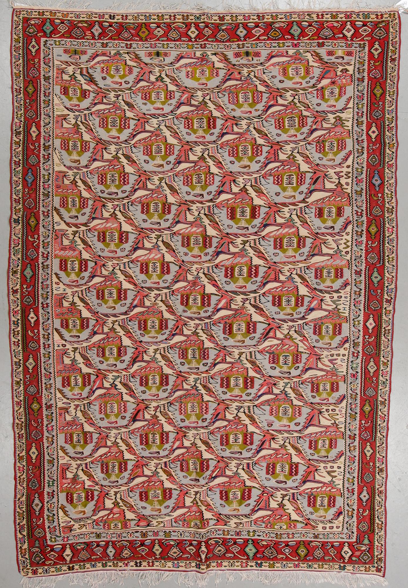 A carpet, an old kilim, probably Senneh, ca 292,5 x 193-202 cm.