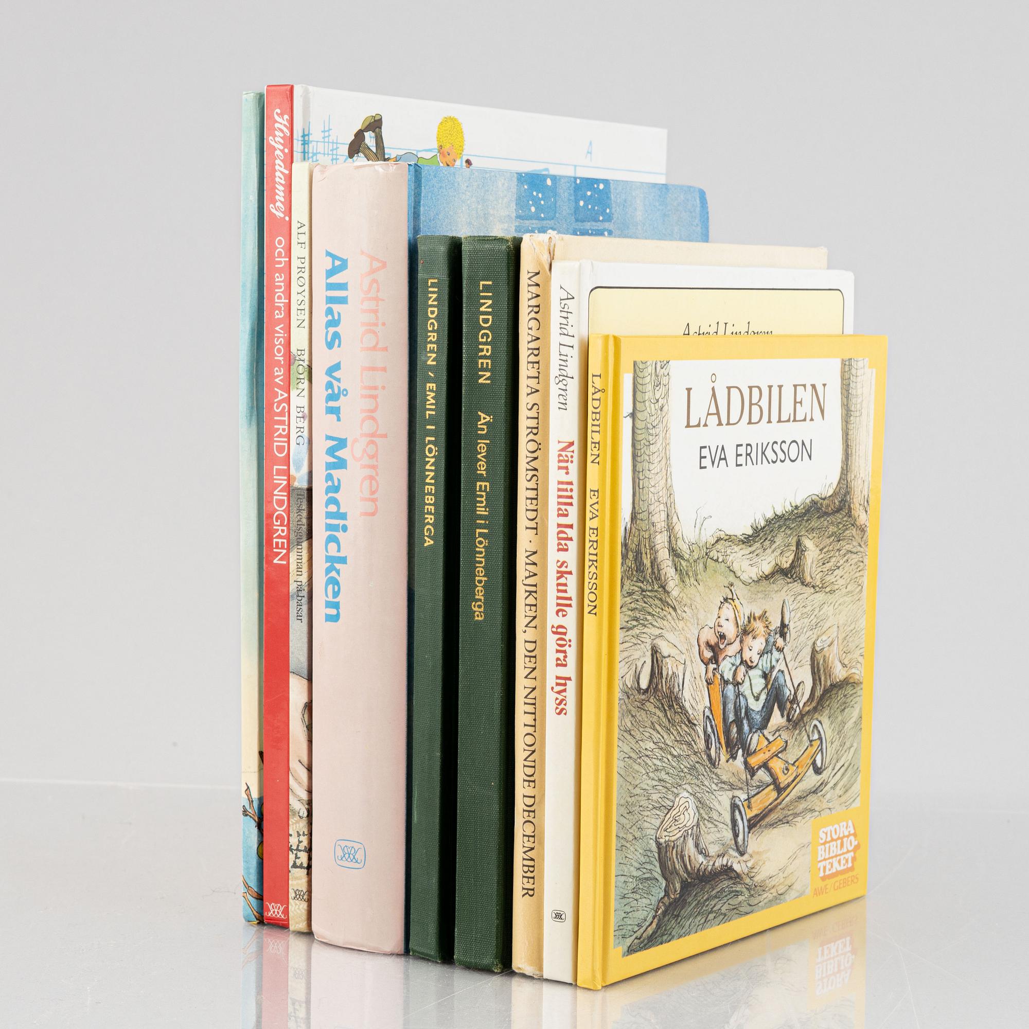 Ten children's books with dedications, including Astrid Lindgren. Provenance: the authors Inger and Lasse Sandberg.