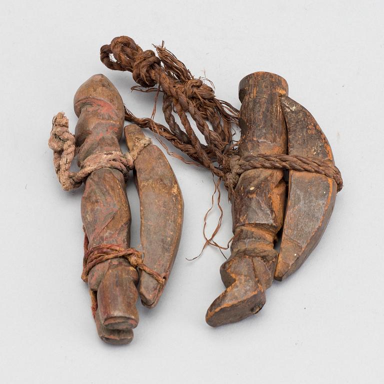 FETISHES, 2 st, Bassakata, Zaire.