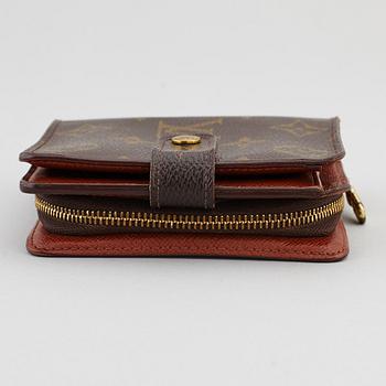 LOUIS VUITTON, a monogram canvas wallet.