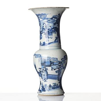 A large blue and white vase, Yenyen, Qing dynasty, Kangxi (1662-1722).