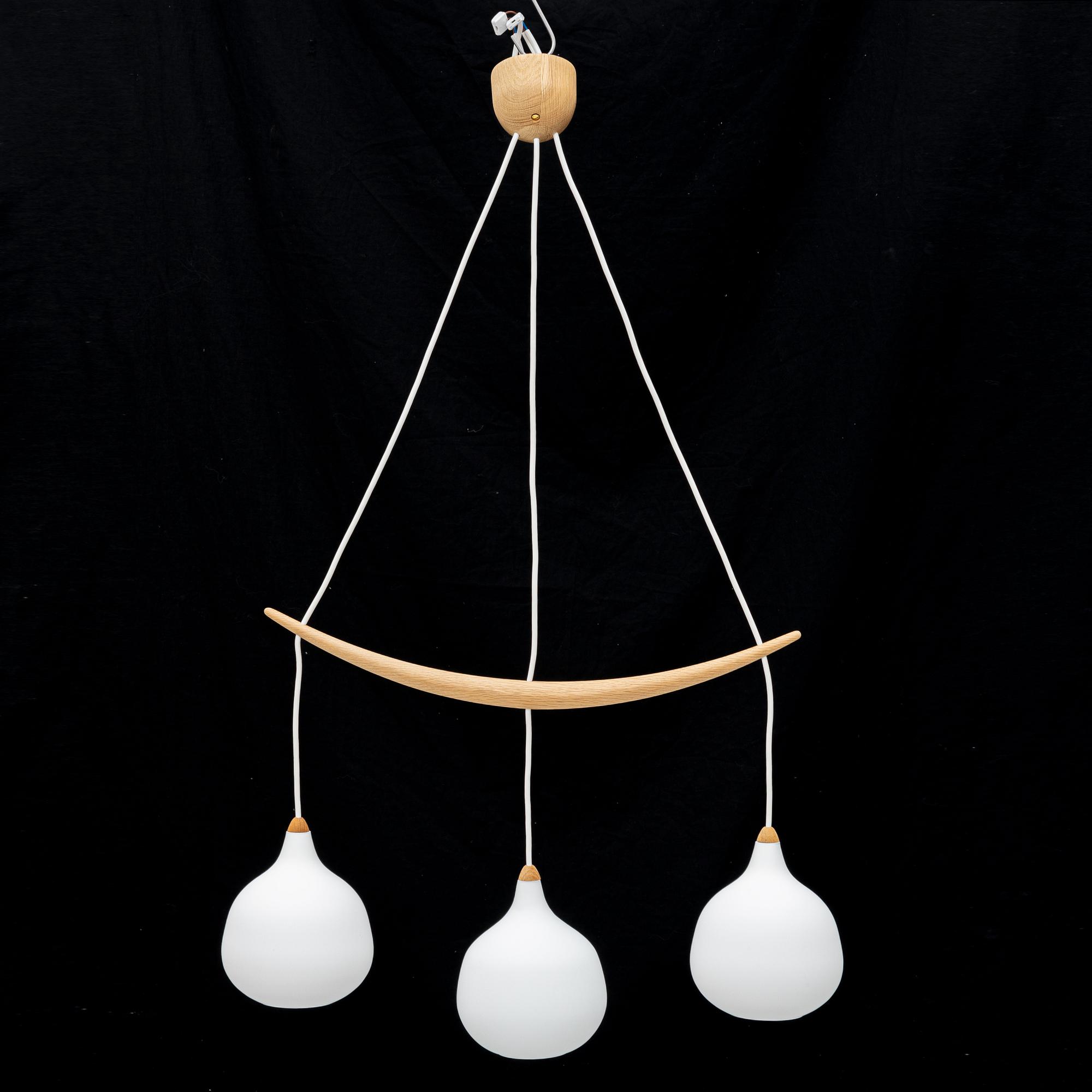 Uno & Östen Kristiansson, taklampa, Luxus, Vittsjö, 1900-talets andra hälft.