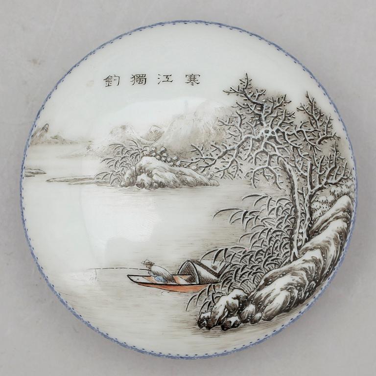 DIVERSE PORSLIN, 5 delar, Kina. 1800 samt 1900-tal.