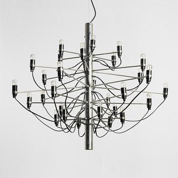 Gino Sarfatti, a model 2097/30 chandelier, Flos, Italy.