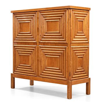 Oscar Nilsson, attributed to, a Swedish Modern oak cabinet, 1940's.