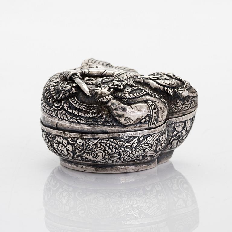 A Cambodian betel silver box depicting Macchanu.