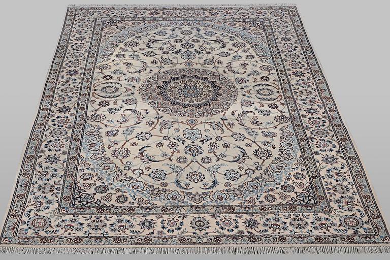 Matta, Nain, part silk, 9 laa, ca 302 x 203 cm.