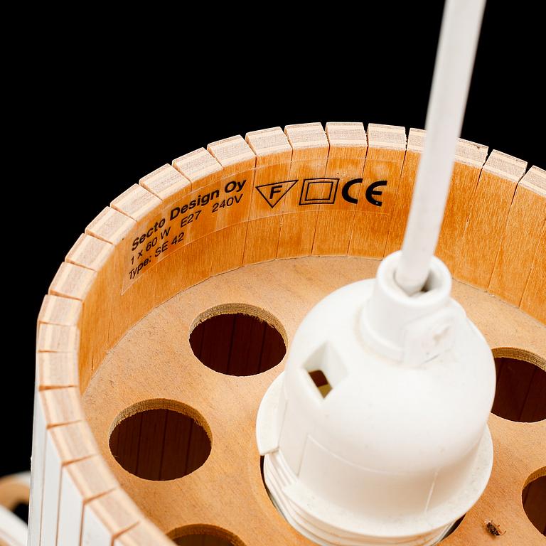 Seppo Koho, ceiling light. "Victo pendel", for Secto design.