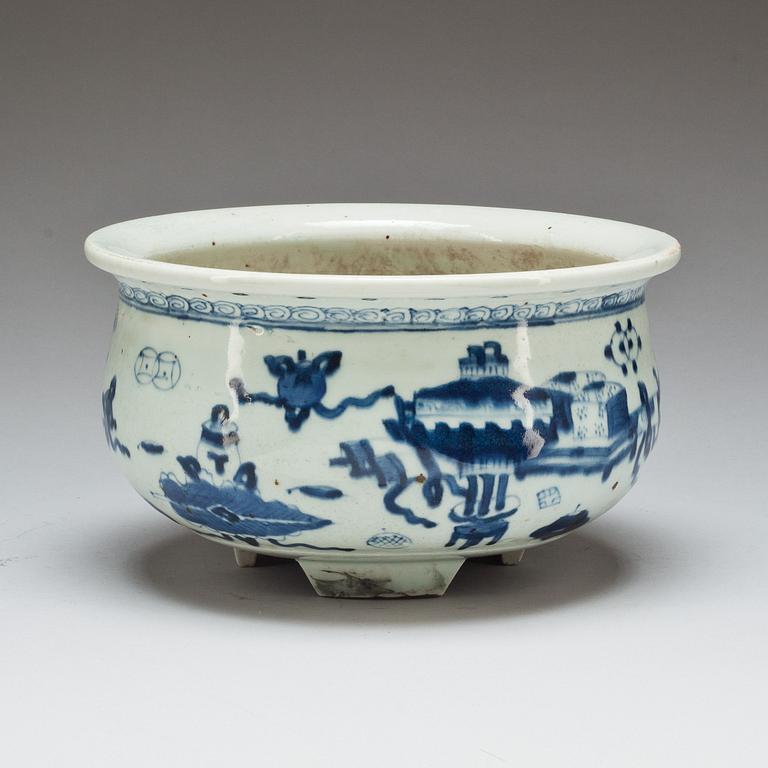 KÄRL, porslin. Kina, Ming-stil. 1800-talets slut.
