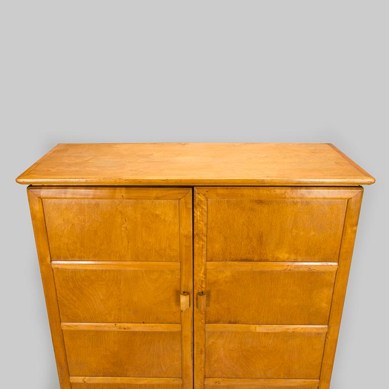 Carl Gustaf Hiort af Ornäs, a mid-1940's cabinet for Hiort Tuote Puunveisto.