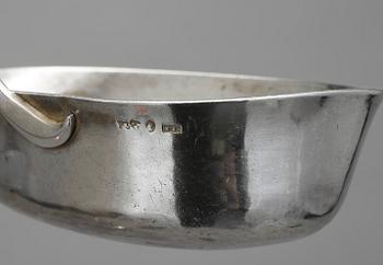 SOPPSLEVAR, 2 st, bland annat otydliga stämplar, Stockholm, 1812. Vikt ca 305 gram.