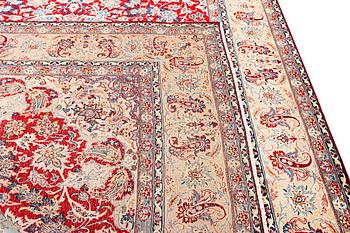 A Najafabad carpet, c. 360 x 252 cm.
