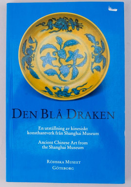 KIRJOJA 10 KPL, Kiinalaista posliinia ja käsityötä.