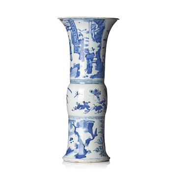 1342. A large blue and white 'figural' yenyen vase, Qing dynasty, Kangxi (1662-1722).