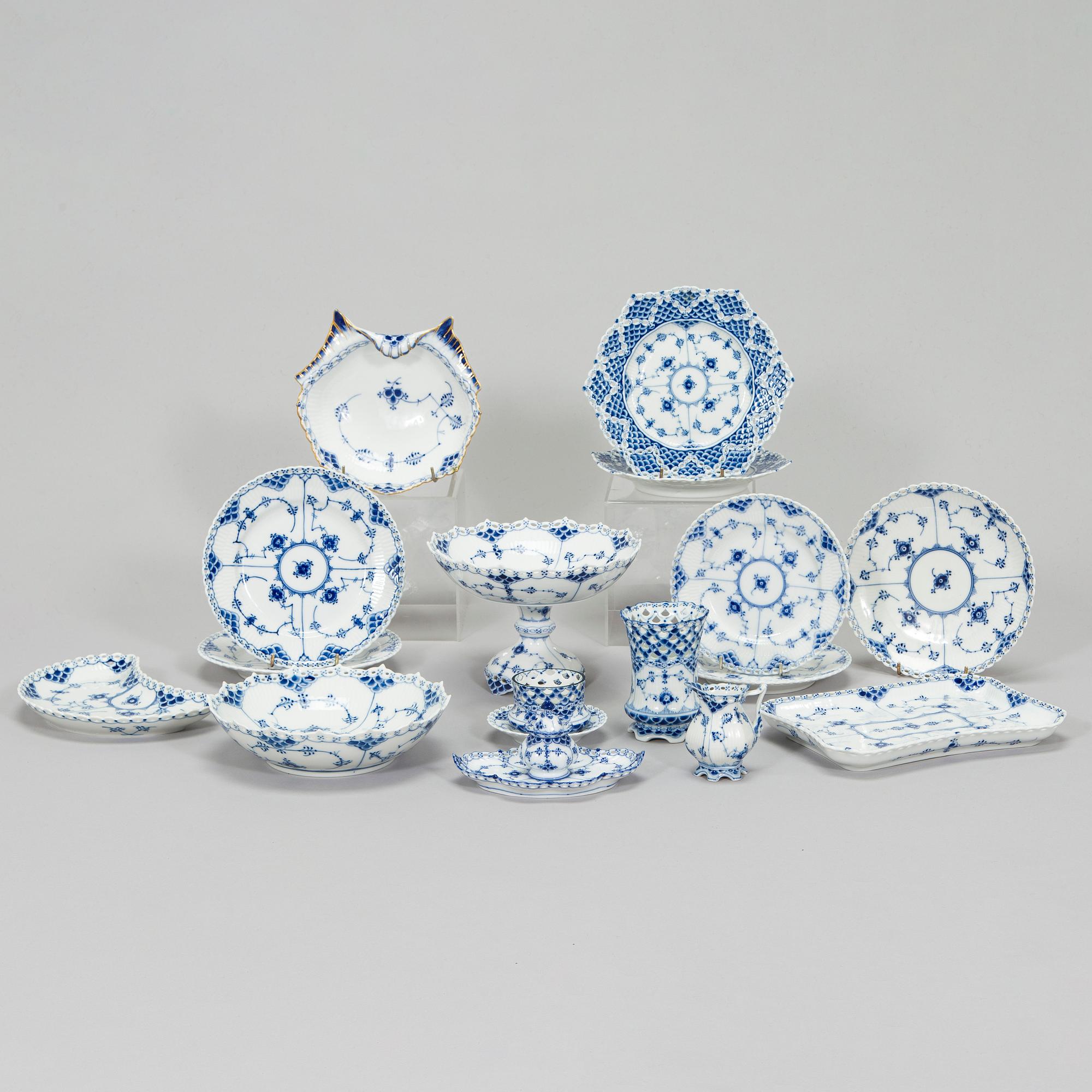 Royal Copenhagen, A 66-piece service "Blue Fluted, Full Lace and Half Lace', Denmark.