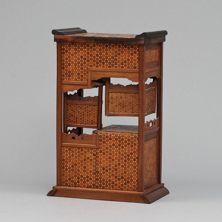 MINIATYRSKÅP, Meiji, Japan, 1800/1900-tal.