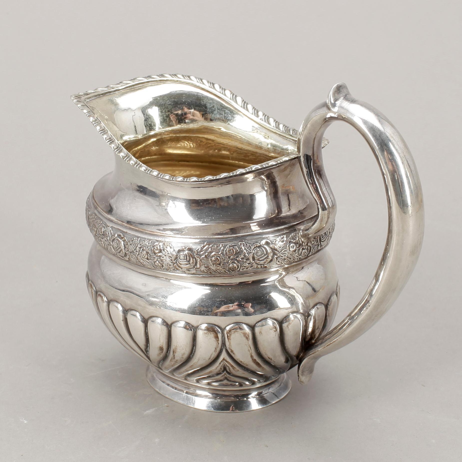 GRÄDDKANNA, silver, Carl Gustav Savary, S:t Petersburg, 1834. Vikt 320 gram.