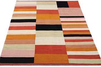 Matta, Kelim, modern design, ca 245 x 170 cm.