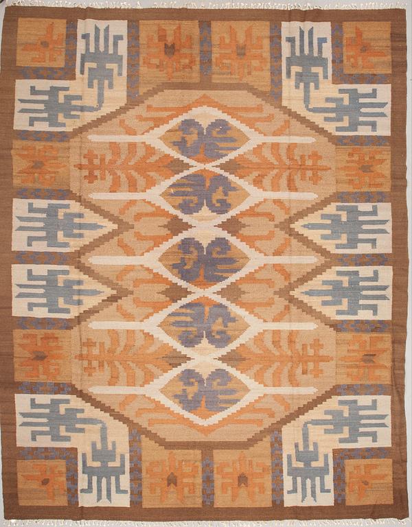 MATTA, rölakan, Finland möjligen, 1900-talets första hälft. Ca 398 x 313 cm.