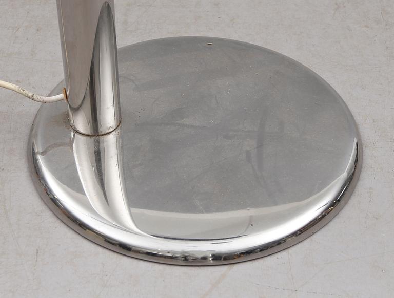 GOLVLAMPA, 1900-talets andra hälft.